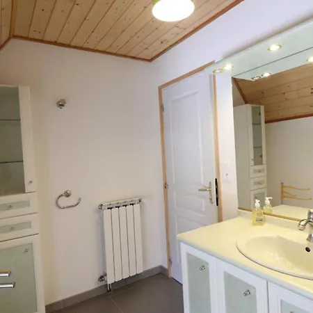 Maison De Montagne Renovee, 12 Pers, Prat De Bouc Prox., 6 Ch, Internet, Terrain, Loisirs Varies - Fr-1-742-63 Дом отдыха