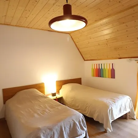 Maison De Montagne Renovee, 12 Pers, Prat De Bouc Prox., 6 Ch, Internet, Terrain, Loisirs Varies - Fr-1-742-63