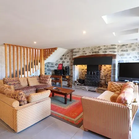 Maison De Montagne Renovee, 12 Pers, Prat De Bouc Prox., 6 Ch, Internet, Terrain, Loisirs Varies - Fr-1-742-63 Дом отдыха